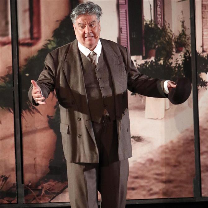 Βασίλης Χαλακατεβάκης: Η απάντηση στα σχόλια που δέχεται για την ηλικία που έγινε πατέρας - "Ήταν μια απόφαση ζωής"