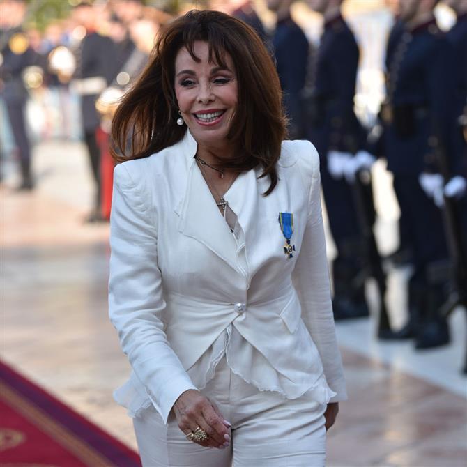 Βούλα Πατουλίδου για Πύρρο Δήμα & Ολυμπιακή Δάδα: "Έγινε ένα λάθος, να του πάρουμε το κεφάλι;"


