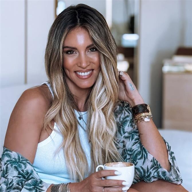 Αθηνά Οικονομάκου: Η απάντηση για τα δημοσιεύματα για την προσωπική της ζωή - "Καταλαβαίνω για ποιον λόγο υπάρχουν"