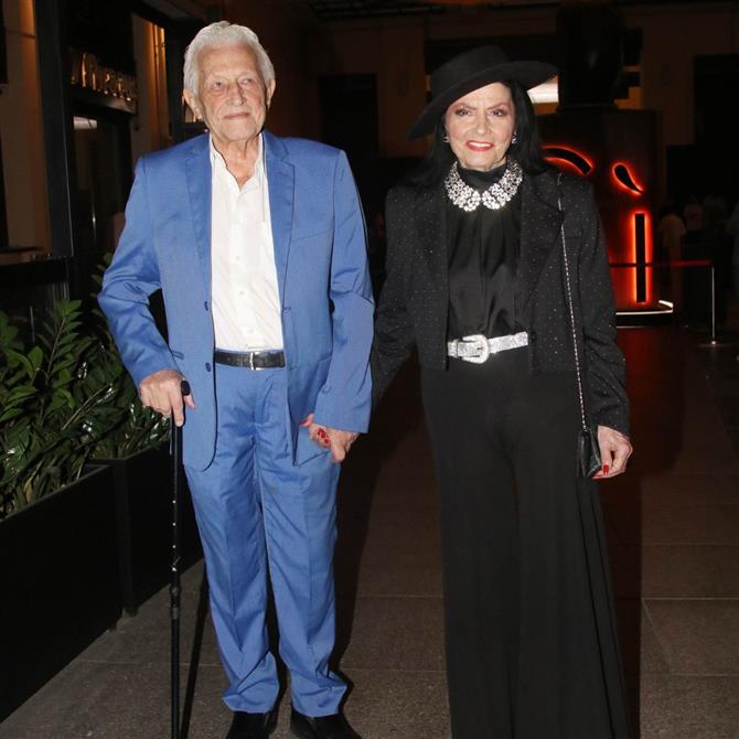 Ζωζώ Σαπουντζάκη: Νέα βραδινή έξοδος για την ηθοποιό - Ο χορός του συντρόφου της, Πύρρου Αναγνωστόπουλου