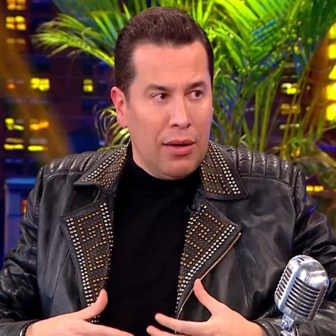 Χάρης Σιανίδης: "Στα 31 μου έζησα έναν πολύ μεγάλο έρωτα, απαγορευμένο με έναν αθλητή"
