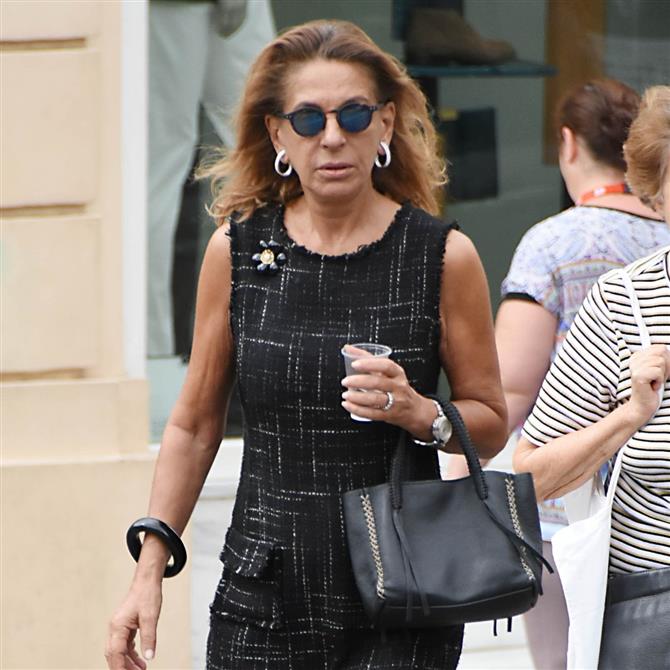 Όλγα Τρέμη: Η εμφάνιση με σακάκι αξίας 4.600 ευρώ που συζητήθηκε (Video)