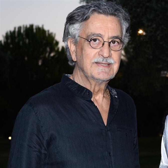 Νίκος Γαλανός: Πέθανε στο σπίτι του - Στο πλευρό του η σύντροφός του