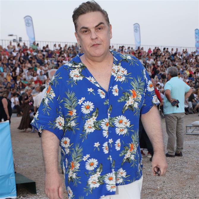 Συγκλόνισε ο Αντώνης Λουδάρος: "Ήμουν στο Ηρώδειο όταν κατέρρευσε η Μαρινέλλα, μαθαίνω νέα αλλά η πληροφόρηση είναι..."