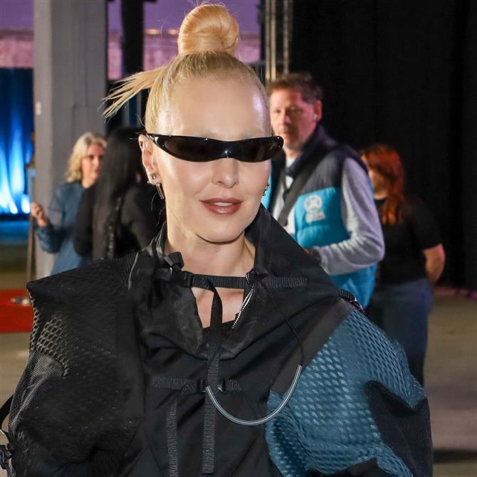 Τάμτα: "Κόντευα να εκπροσωπήσω την Ελλάδα στην Eurovision και εγώ ταλαιπωριόμουν ακόμα με την άδεια παραμονής"