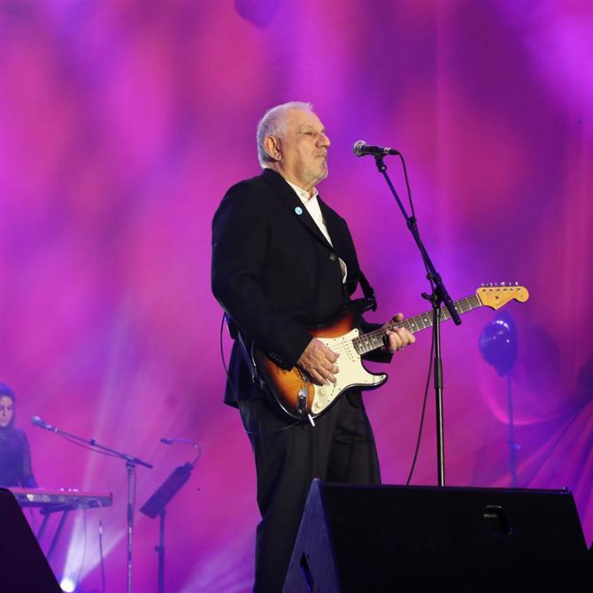 Νίκος Πορτοκάλογλου: Επιστρέφει στη σκηνή μετά την περιπέτεια της υγείας του - Η ανακοίνωση για την ακυρωμένη συναυλία