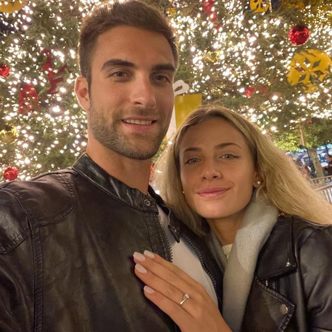 Στέφανος Ντούσκος: Η πρόταση γάμου στη σύντροφό του και η αποκάλυψη για την προσωπική του ζωή
