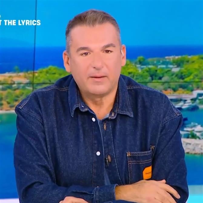 Γιώργος Λιάγκας για Δανάη Μπάρκα: "Κάτω από αναρτήσεις της με μαγιό κάποιοι ηλίθιοι την έκραζαν, και κάποιοι διάσημοι"