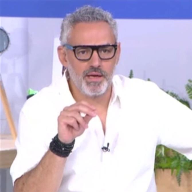 Νίκος Συρίγος κατά Άρη Πορτοσάλτε: "Βλέπουμε φωνές που μας τρυπάνε τον εγκέφαλο και βιάζουν την κοινή λογική μας" 
