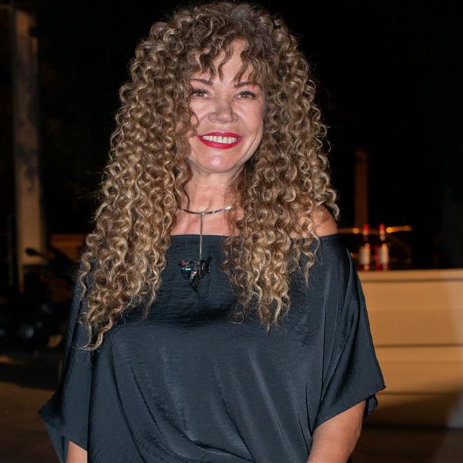 Ξεσπά η Ελένη Δήμου μετά την ψευδή είδηση του θανάτου της: "Είπαν ότι πέθανα για λίγα likes, ντροπή"

