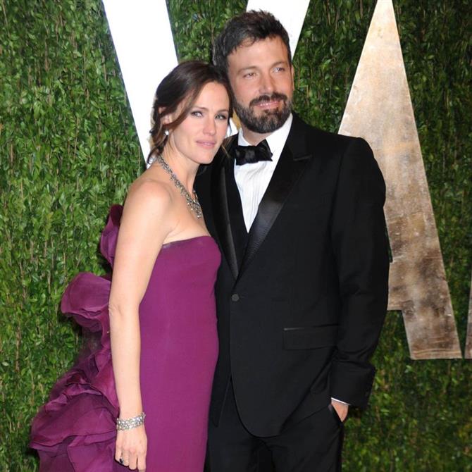 Τζένιφερ Γκάρνερ: Οργισμένος ο σύντροφός της μετά τις φωτογραφίες που την έδειχναν κοντά με τον Μπεν Άφλεκ - Το τελεσίγραφο που φέρεται να της έθεσε
